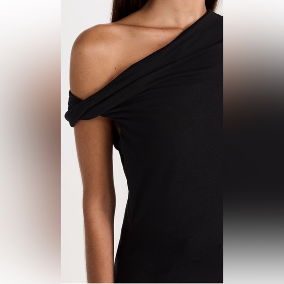 Reformation Top - Picture 7 of 7